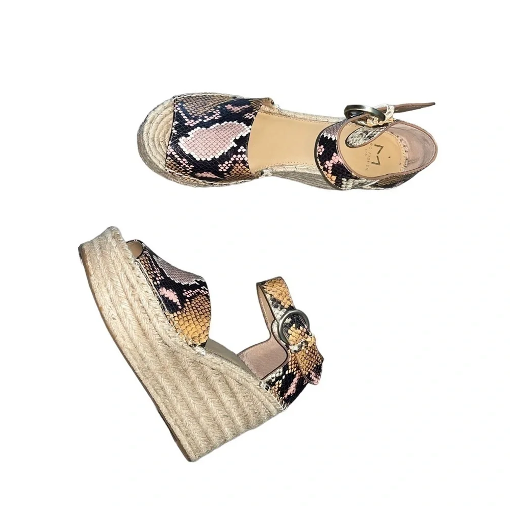 MARC FISHER Snake Wedge 